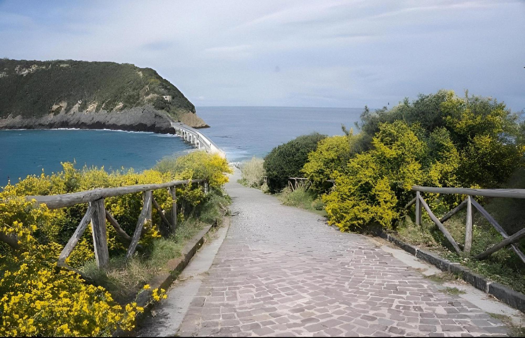 Sonnino B&B Прочида Экстерьер фото